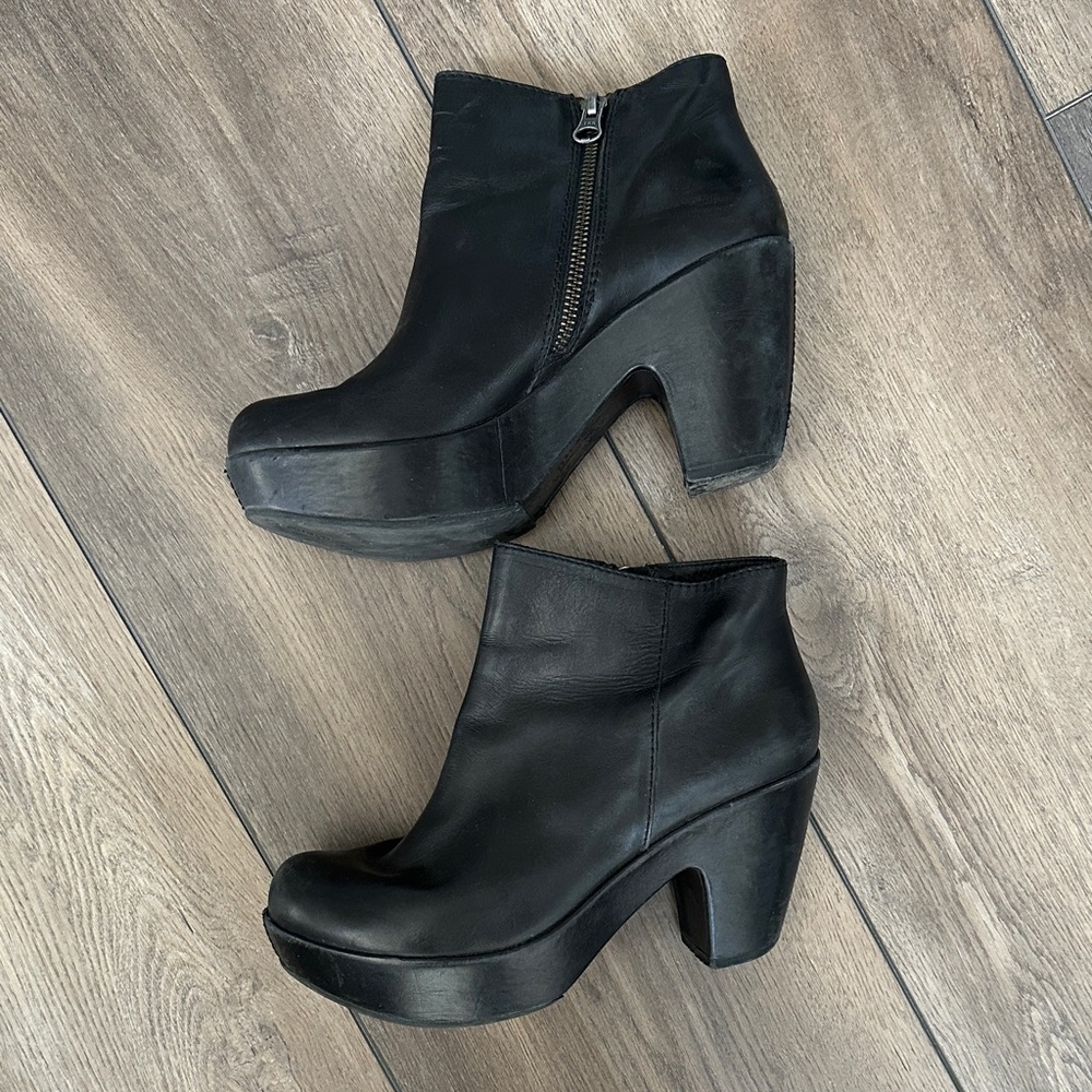 Black Platform Leather Ankle Boots - Picture 4 of 6